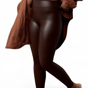 🍂🖤AERIE OFFLINE REAL LUXE FAUX LEATHER LEGGINGS🖤🍂NWT‼️ $60 RETAIL💰